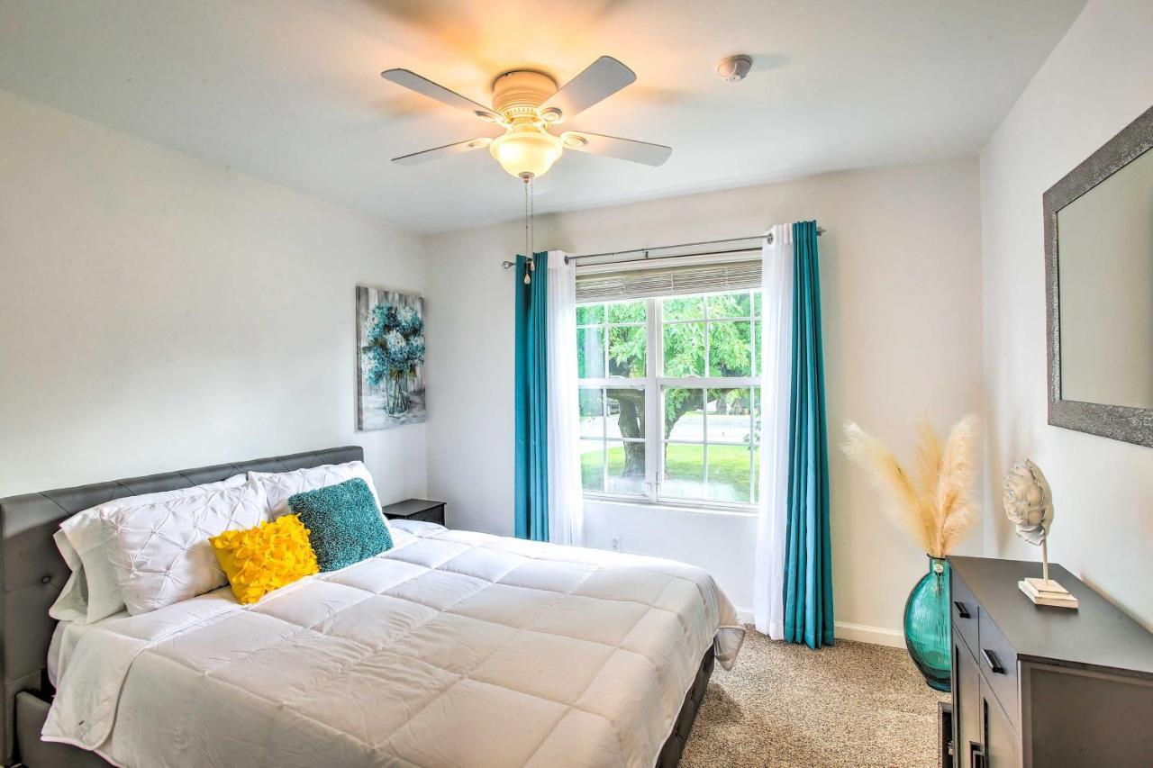 Villa Charming Springfield Escape With Furnished Deck Exterior foto